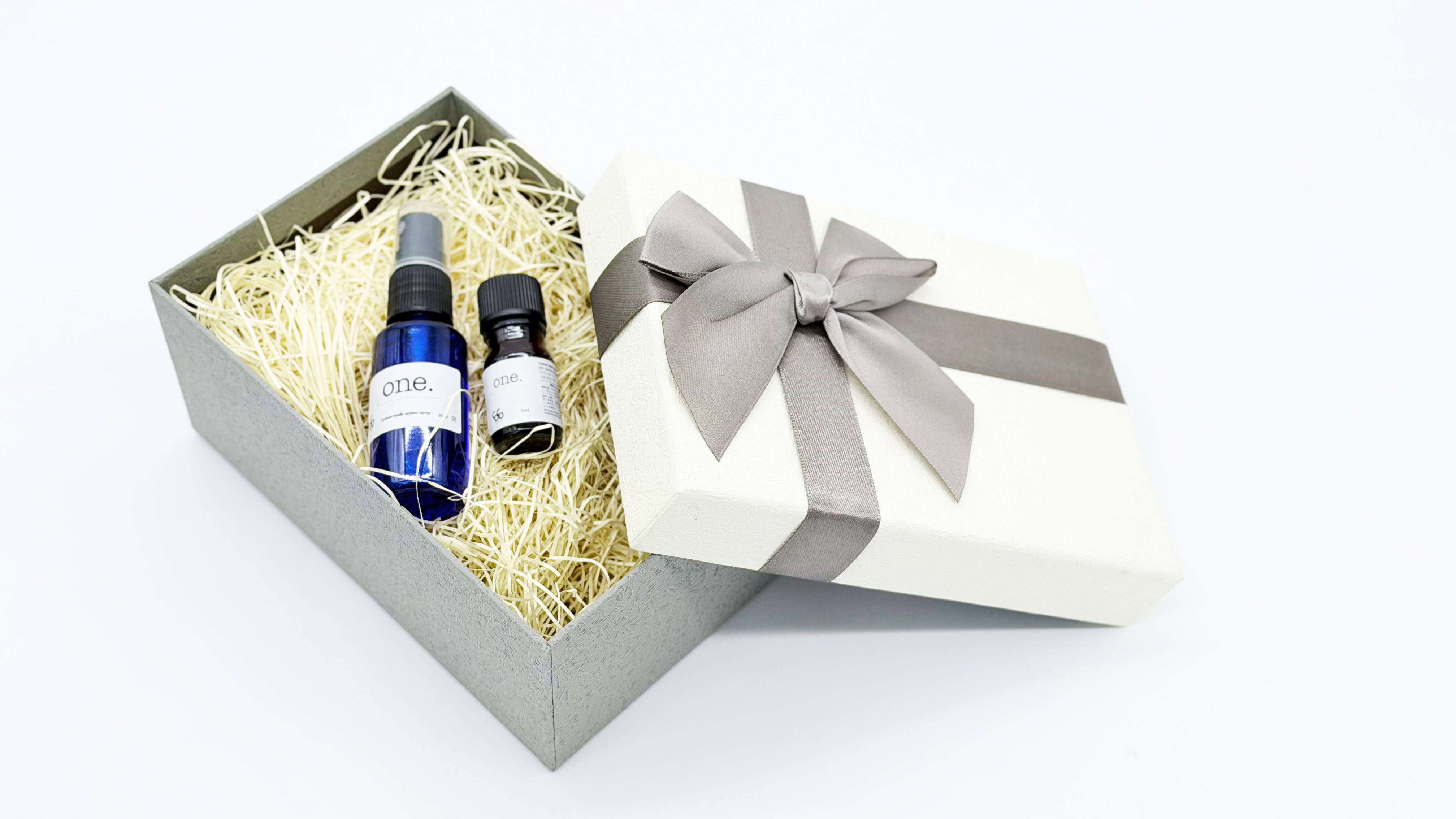 Selenia Aromaの高品質エッセンシャルオイル - 脳波測定で選んだ目的別ブレンド